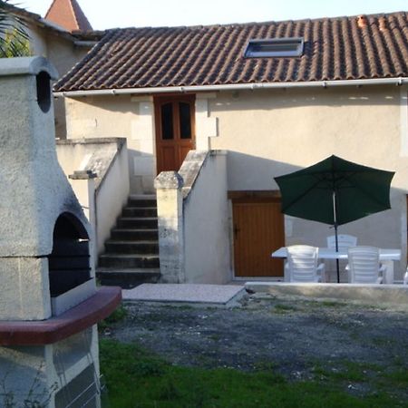 Villa Fermette Renovee Celles  Zimmer foto